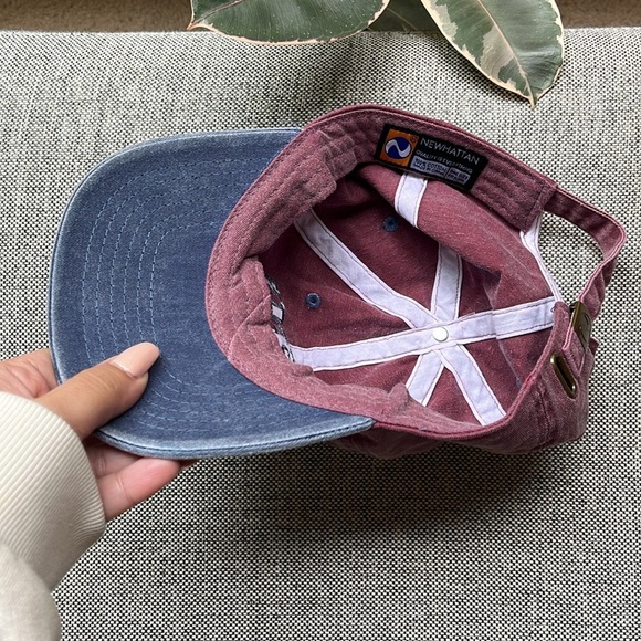 Newhattan Boston Baseball Cap with adjustable strap - Picture 6 of 17